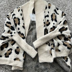 NWT Vici leopard print cardigan